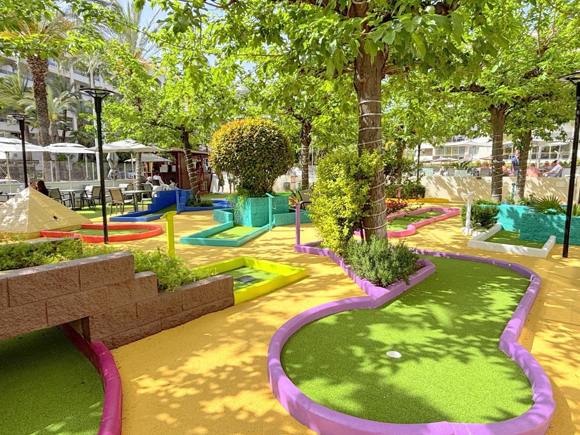 Rentalmar Salou Playa Family Suites & Pool エクステリア 写真